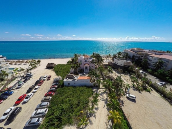 Hotel Lot + Beachfront Villa for Sale in Puerto Morelos