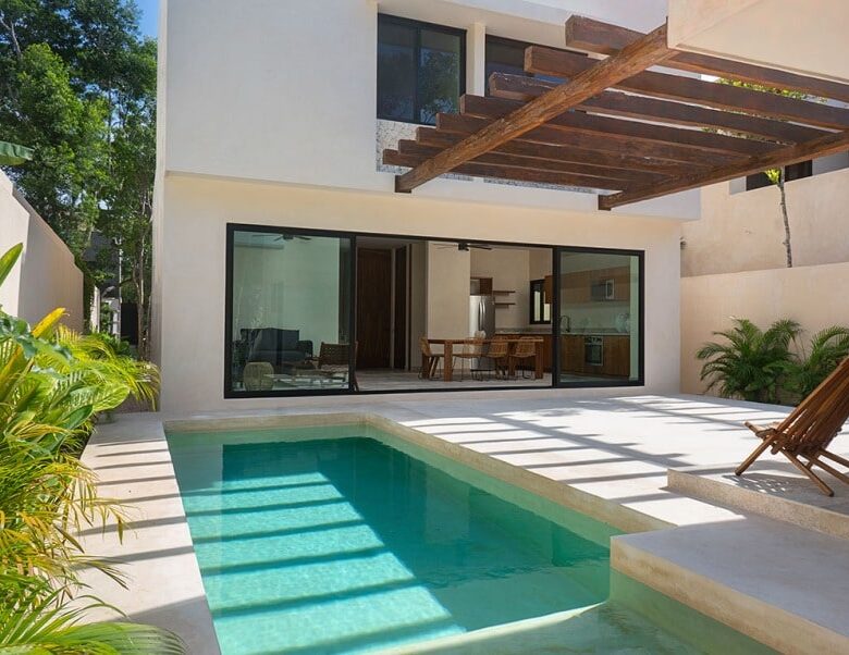 Casas y villas en venta y preventa en Cancún, Playa del Carmen, Tulum, Puerto Morelos y Puerto Aventuras. Compra de forma segura y al mejor precio. Play Investments, somos tu mejor opción para comprar en Cancún.