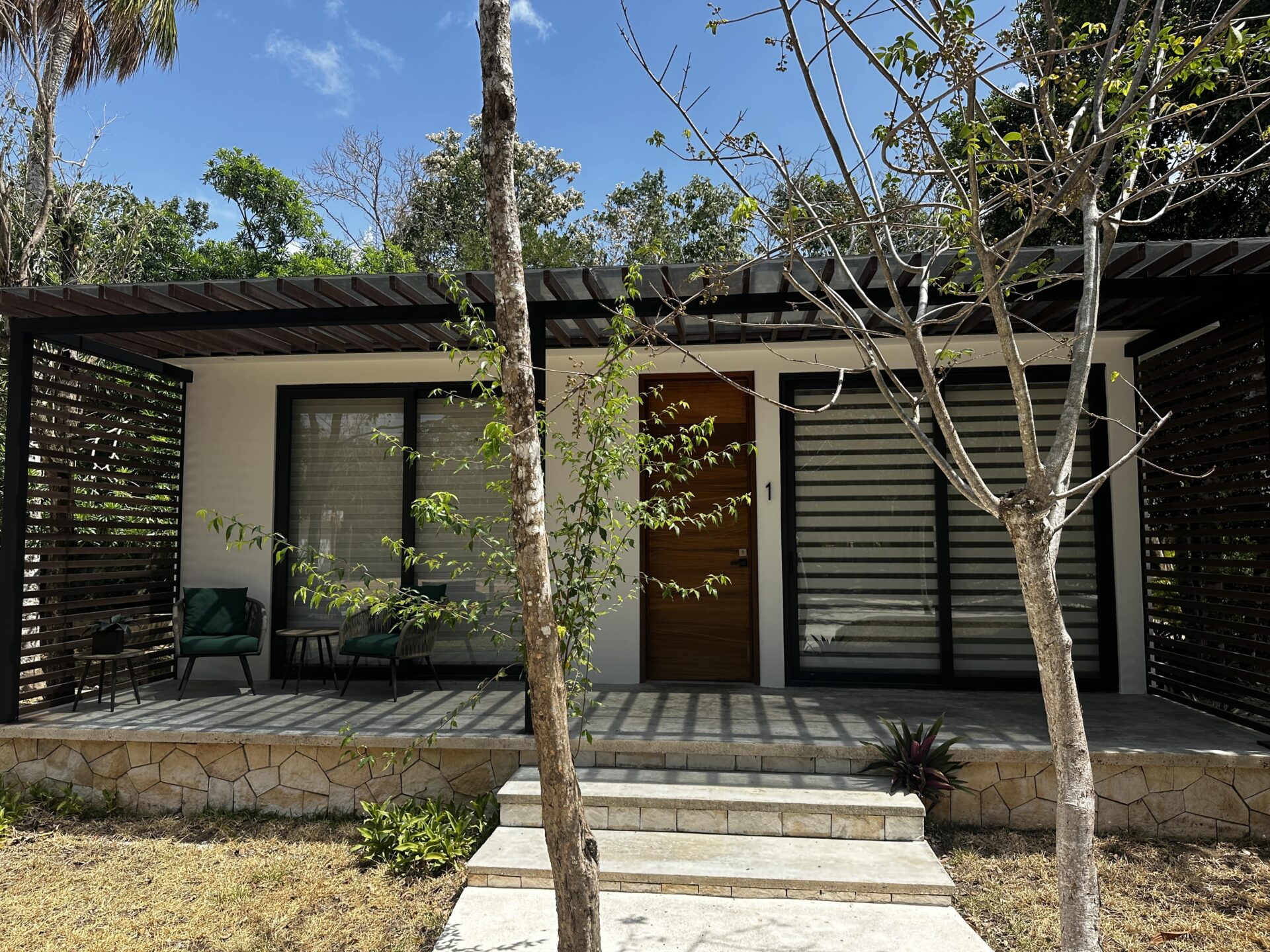 Santa Teresita Cozy Villa for sale near the Beach XPU-Ha