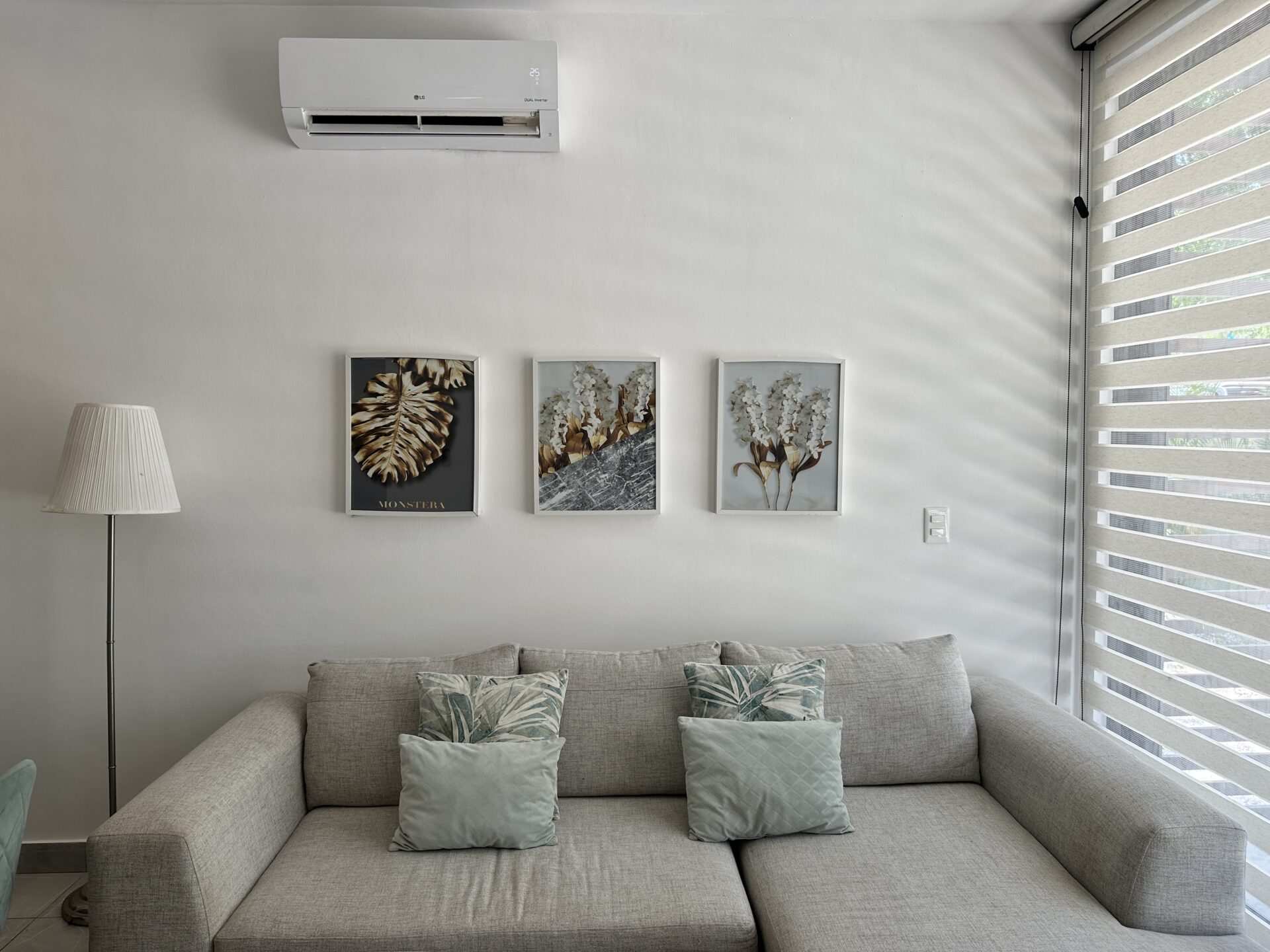 Santa Teresita Cozy Villa for sale near the Beach XPU-Ha