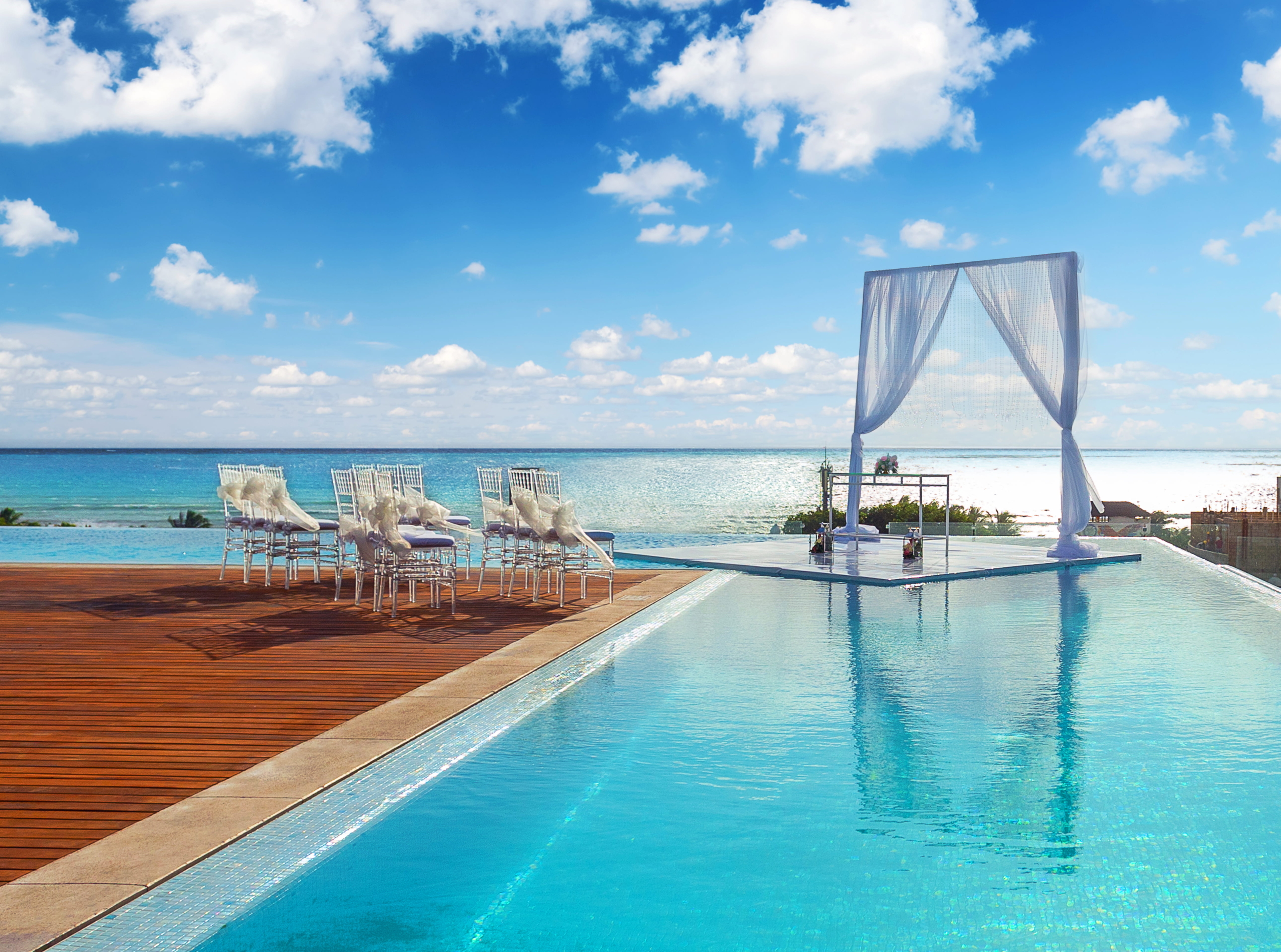 The Fives Downtown Hotel – Curio Collection by Hilton Departamentos en venta: inversión premium en el corazón de Playa del Carmen